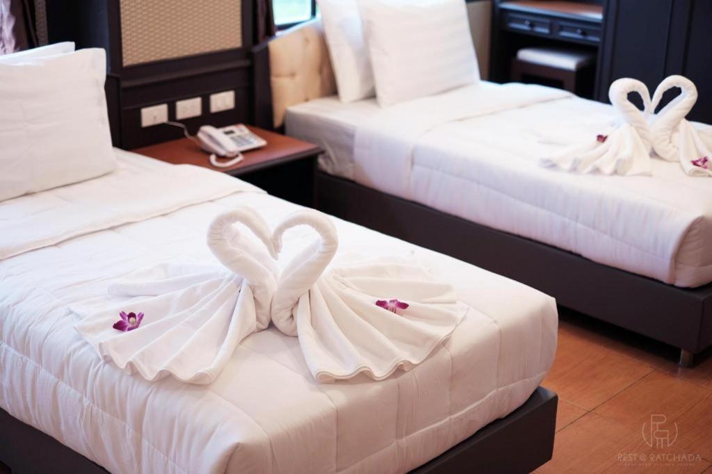 Rest@Ratchada Hotel Bangkok Kültér fotó